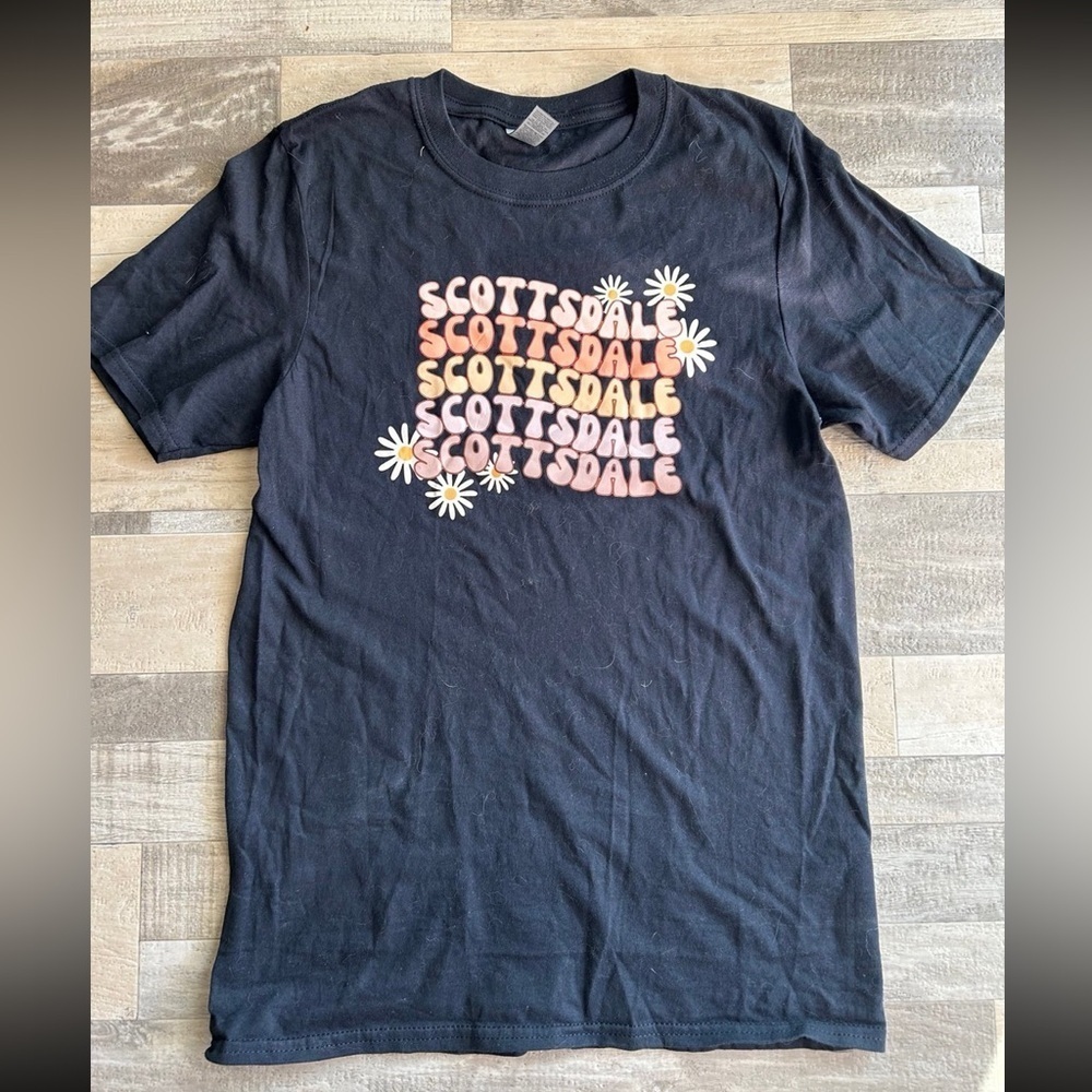 Scottsdale AZ black girly daisy Tshirt